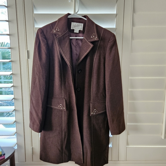 Vintage Coat - Picture 8 of 11